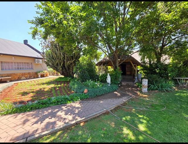 FARM FOR SALE IN PENDALE